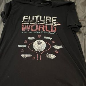 Vintage Disney Epcot t shirt
